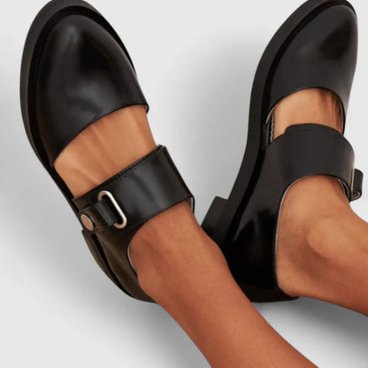 VERONA™ | Zapato Mary Jane de Piel con Hebilla