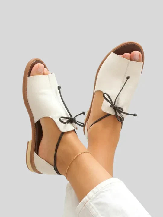 LILIANA™ | SANDALIAS DE CUERO CON TIRAS