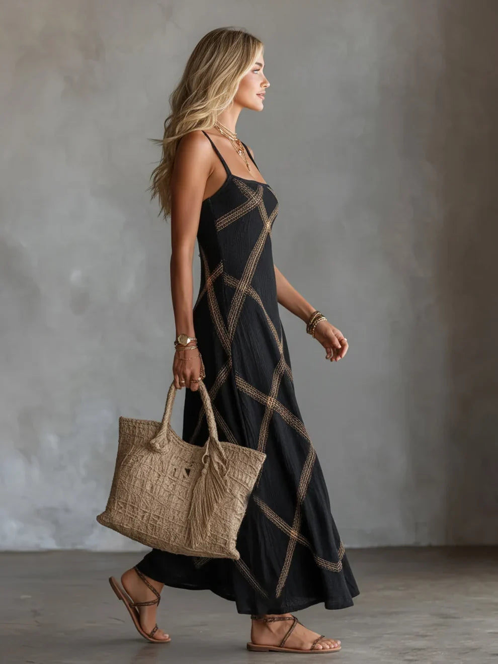Robe longue géométrique Melisa à encolure carrée