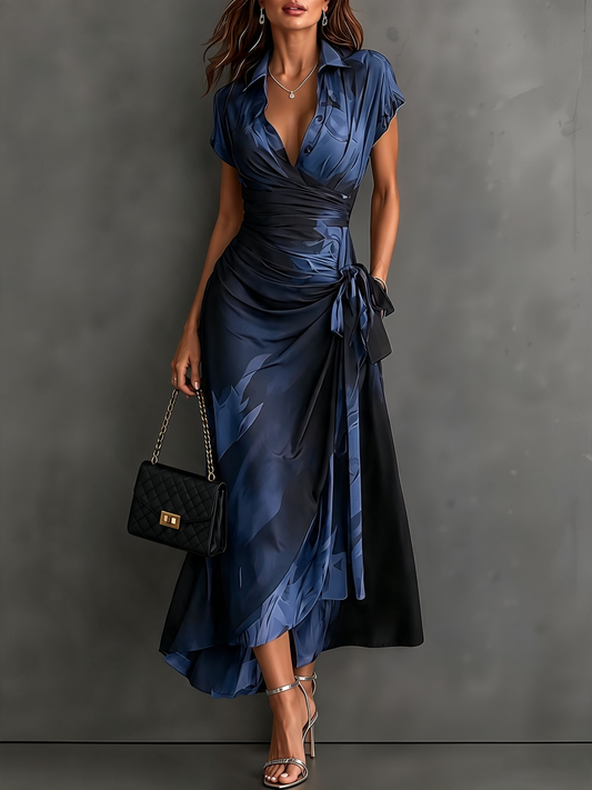 Camilla | Robe midi portefeuille à imprimé abstrait, bleue