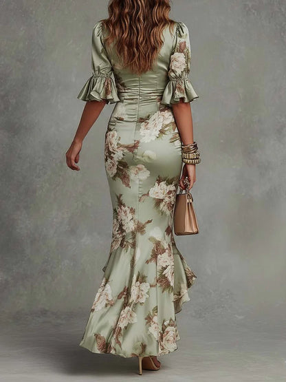 JADE™ | Vestido Sirena de Satén con Mangas Acampanadas