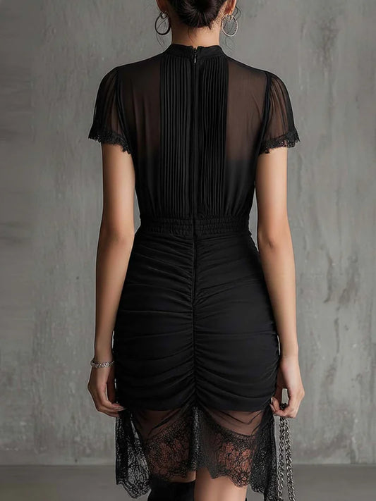 MELANITA™ | Vestido Mini de Gasa con Cuello Alto y Bajo de Encaje