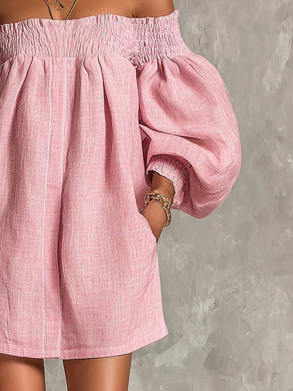 Robe courte Gisela rose, coupe trapèze, à manches bouffantes et épaules dénudées