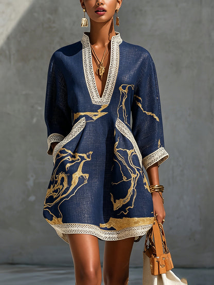 RENATA™ | Vestido corto de encaje con estampado dorado y escote en V profundo