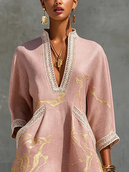Mini-robe en dentelle Calista rose à col en V