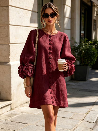 Vestido mini blanco con botones con motivos florales y mangas con motivos florales extravagantes