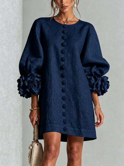 Vestido mini blanco con botones con motivos florales y mangas con motivos florales extravagantes