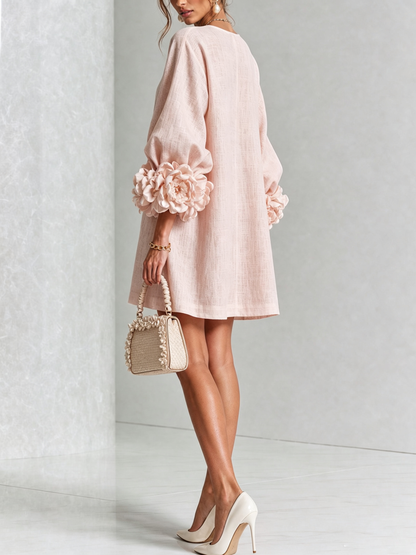 Vestido mini blanco con botones con motivos florales y mangas con motivos florales extravagantes