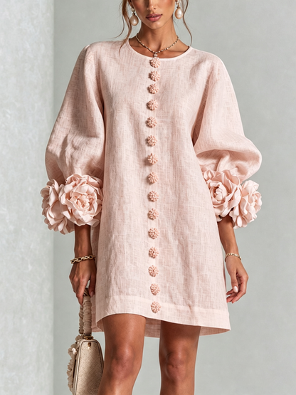 Vestido mini blanco con botones con motivos florales y mangas con motivos florales extravagantes