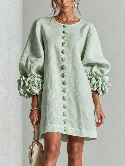 Vestido mini blanco con botones con motivos florales y mangas con motivos florales extravagantes