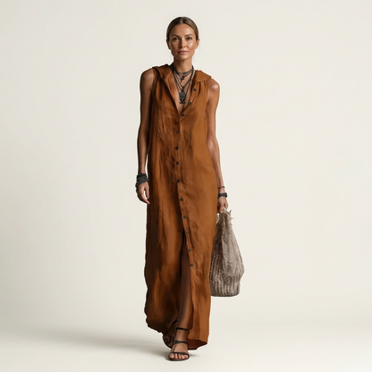 Mirabell | Vestido maxi sin mangas con capucha y botones delanteros