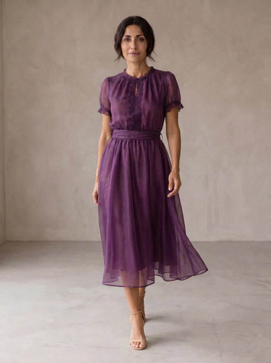 FLAVIA™ | Vestido Midi con Escote Gota y Ribete de Encaje