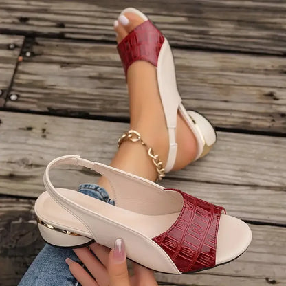 ALMANDINA™ | Sandalias Bicolor con Tacón Bajo y Detalle Metálico