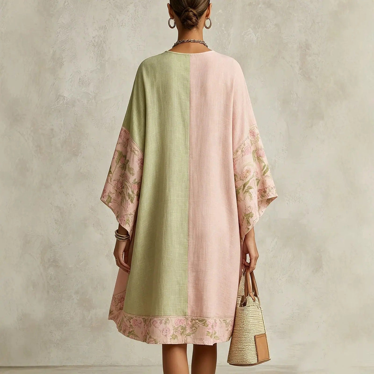 Robe bohème fleurie Jimena avec manches chauve-souris et col en V