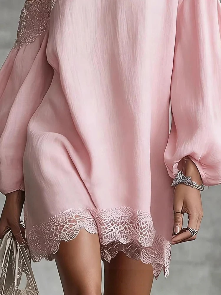 Robe courte Olivia en dentelle à épaules dénudées et manches bouffantes