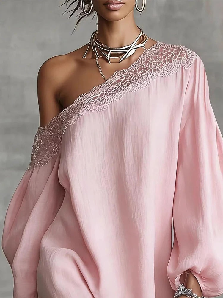 Robe courte Olivia en dentelle à épaules dénudées et manches bouffantes